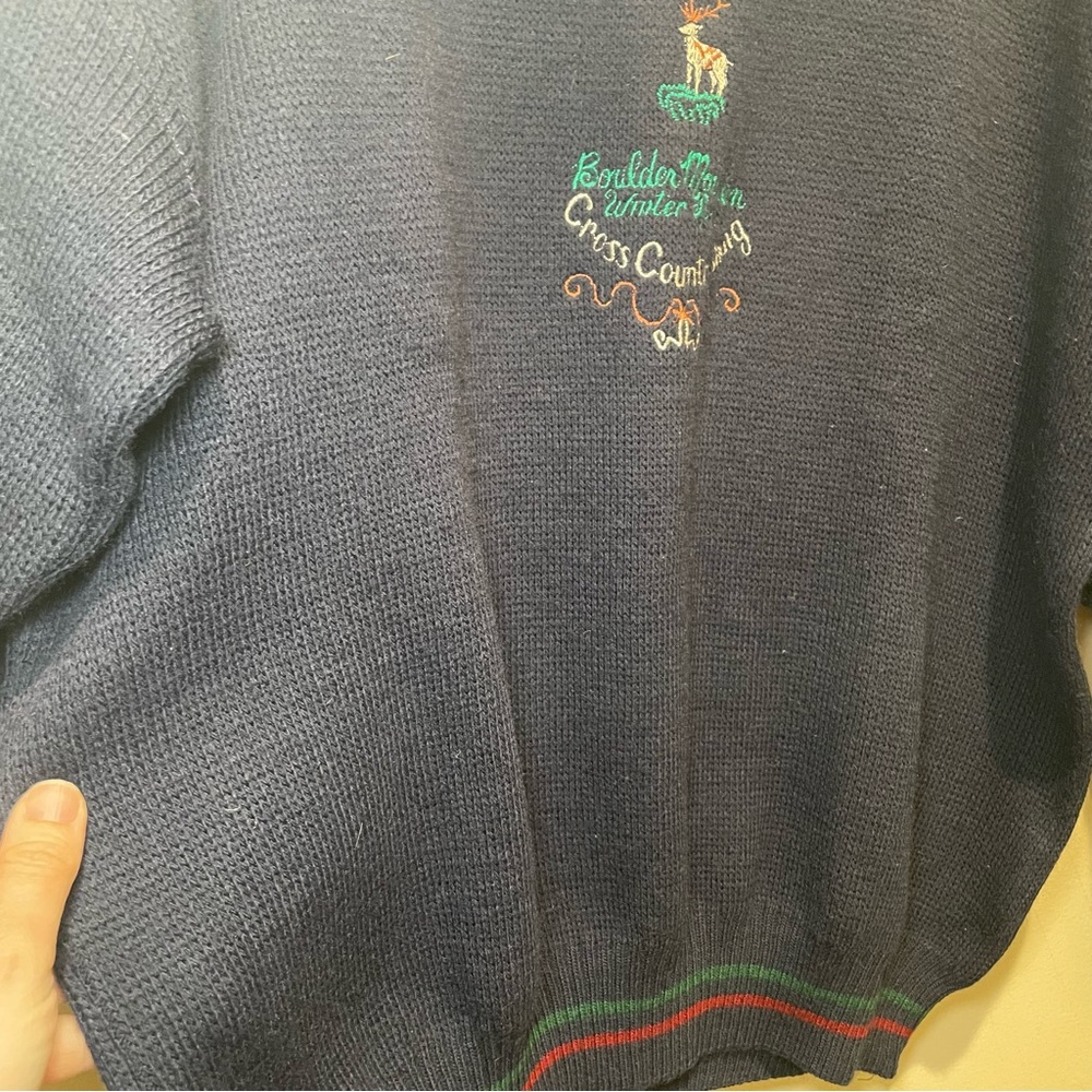 OshKosh B’Gosh Mock Neck Sweater Navy Embroidered Graphic Women Size Large - Picture 5 of 7